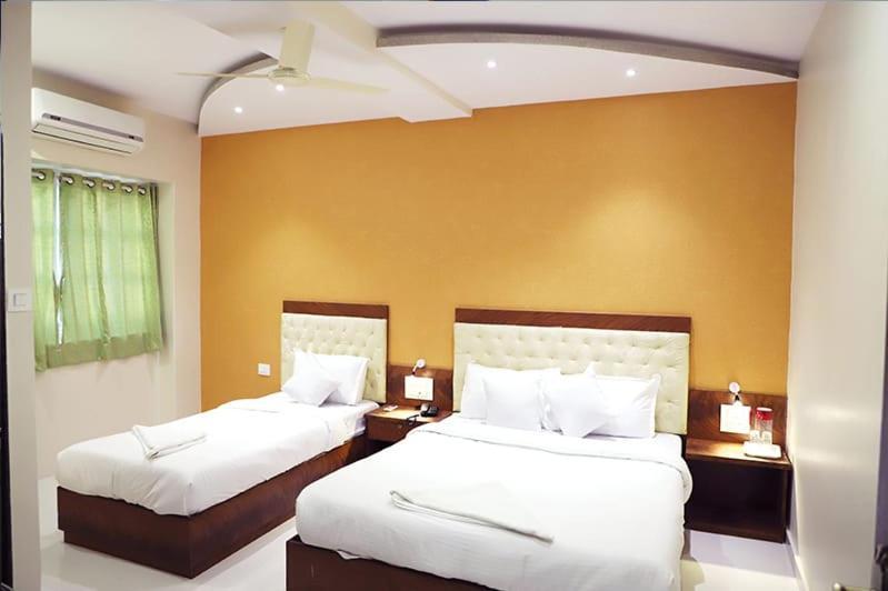 Hotel Golden Hayyath Inn Mumbai Dış mekan fotoğraf