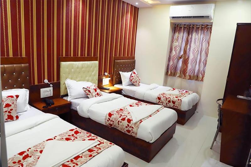 Hotel Golden Hayyath Inn Mumbai Dış mekan fotoğraf